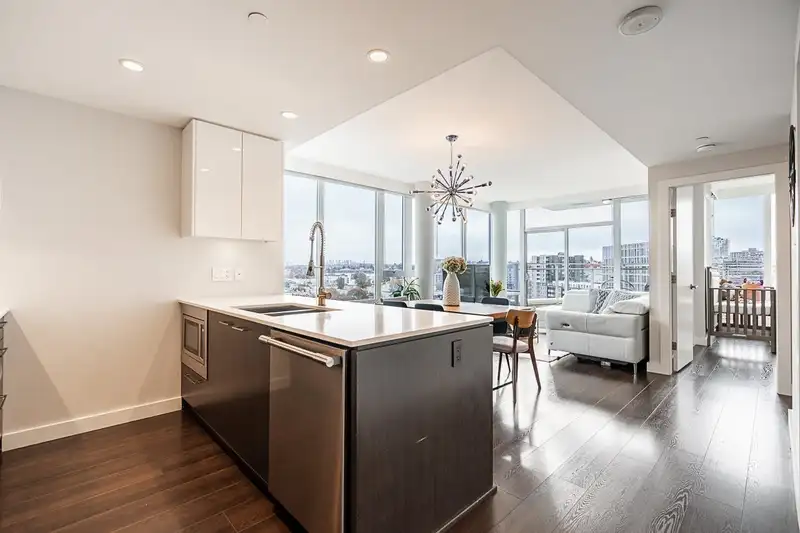 1517 1618 QUEBEC STREET - photo 3 of 37