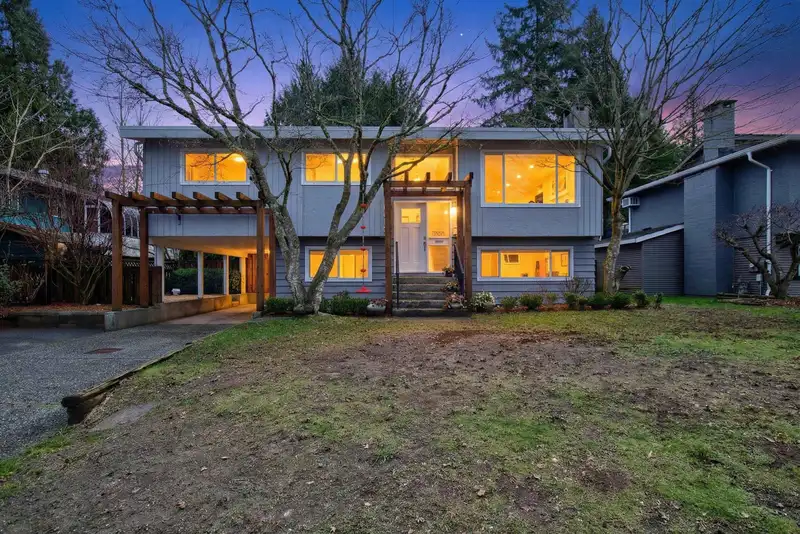11756 208 STREET - photo 1 of 40