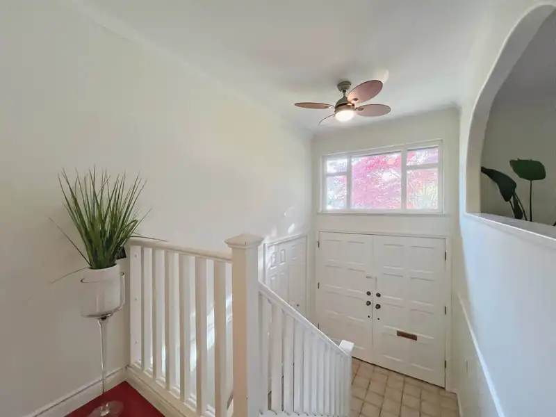 14531 18 AVENUE - photo 2 of 27