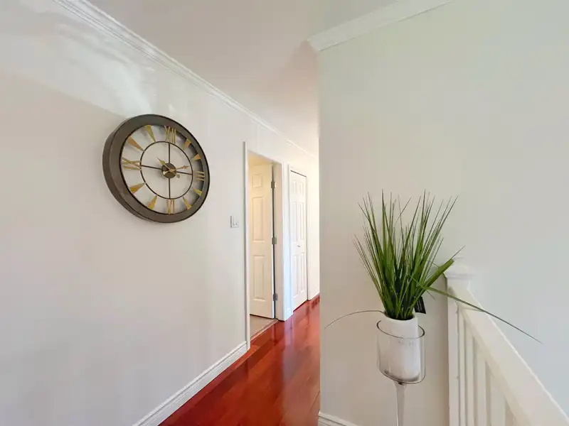 14531 18 AVENUE - photo 3 of 27