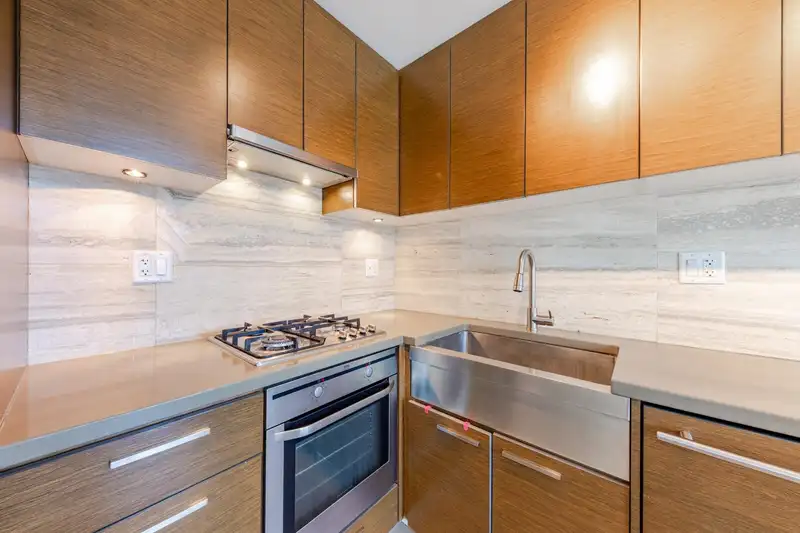 1106 535 SMITHE STREET - photo 4 of 16