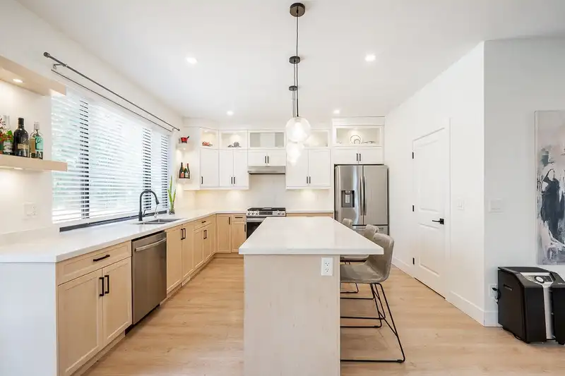 23049 SE 134 LOOP - photo 1 of 39