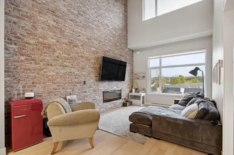 404 262 SALTER STREET - photo 3 of 38