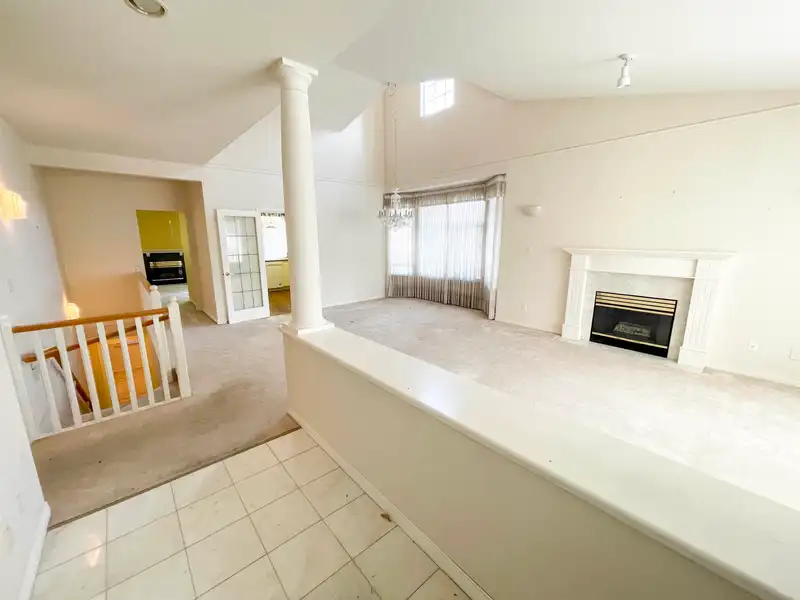 43 2533 152 STREET - photo 4 of 29