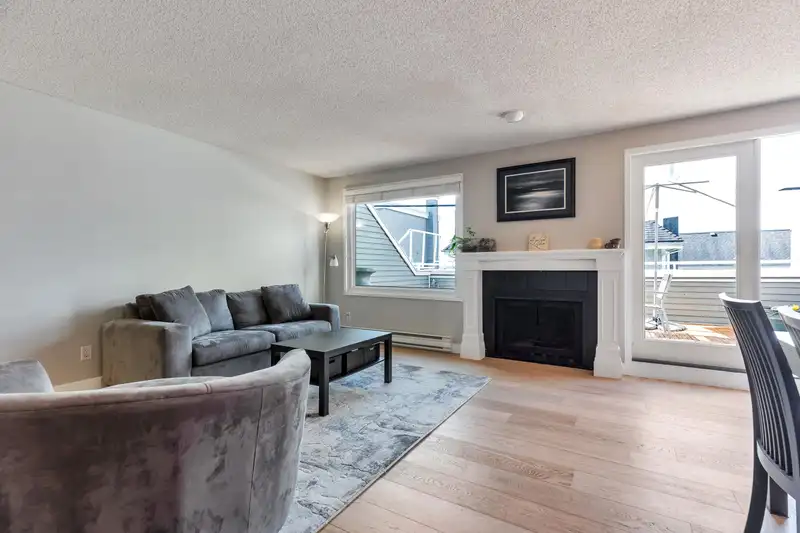 304 223 E KEITH ROAD - photo 3 of 36