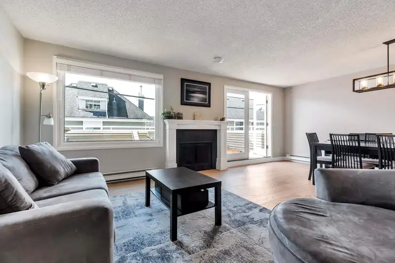 304 223 E KEITH ROAD - photo 4 of 36