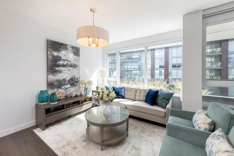 709 8160 MCMYN WAY - photo 3 of 25