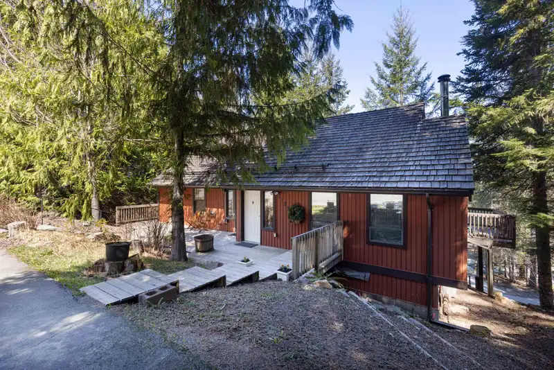 2732 SPROATT DRIVE - photo 1 of 29