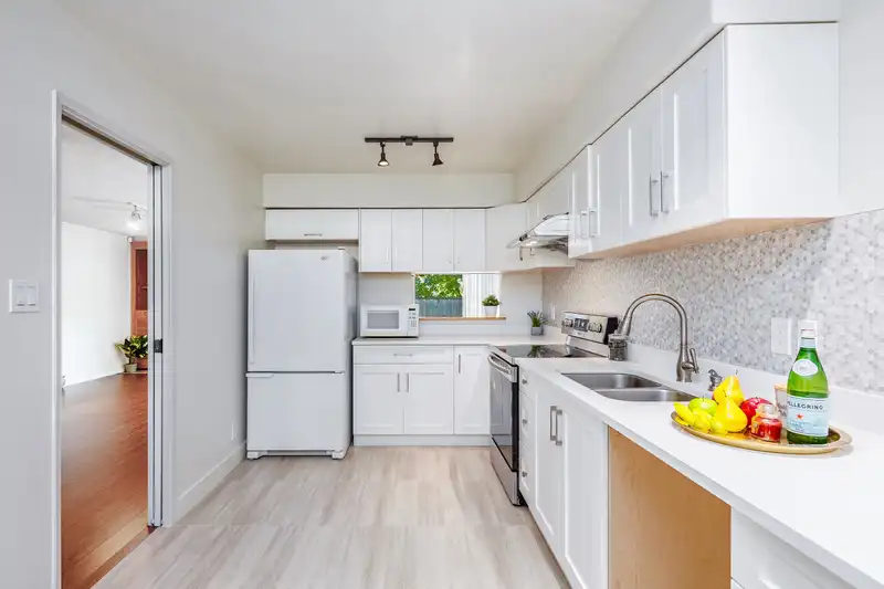 3462 DARTMOOR PLACE - photo 4 of 31