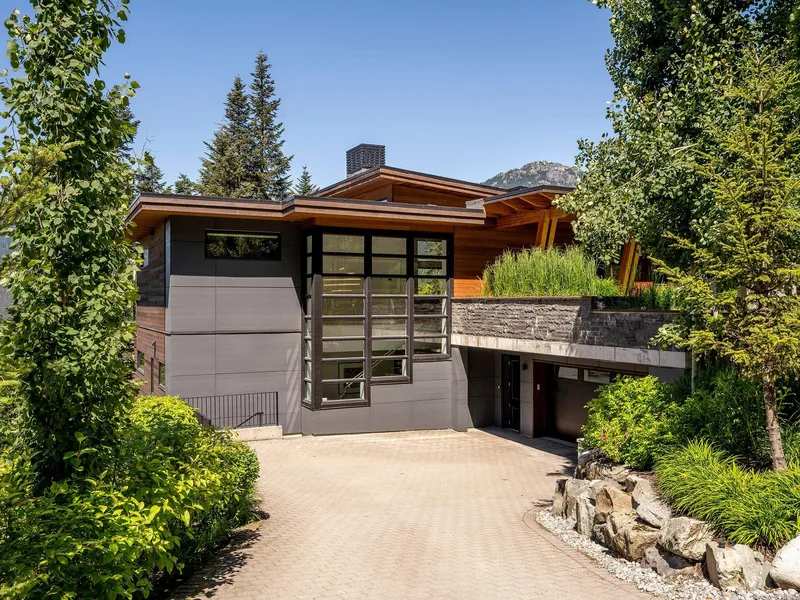 2909 KADENWOOD DRIVE - photo 2 of 25