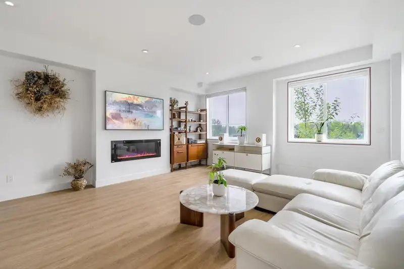 23 8140 166 STREET - photo 1 of 25