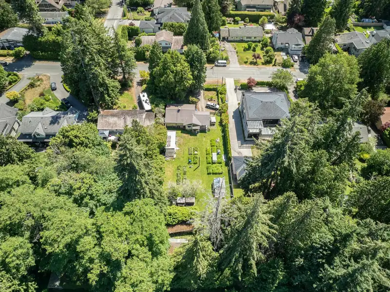 12721 22 AVENUE - photo 1 of 8