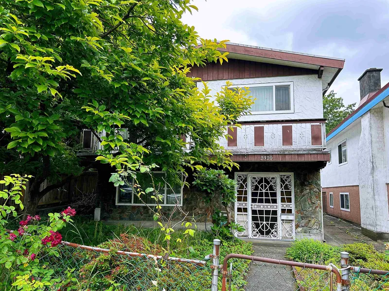 2320 E 1ST AVENUE - photo 1 of 3