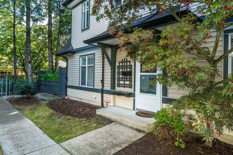 4 18883 65 AVENUE - photo 4 of 40