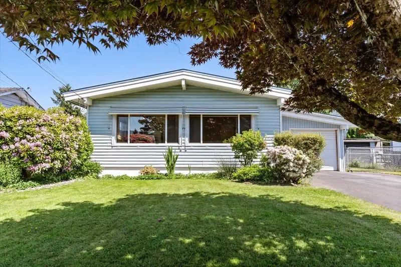 4350 CYPRESS STREET - photo 1 of 34