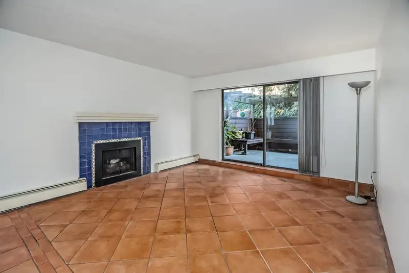 101 341 W 3RD STREET - photo 3 of 32