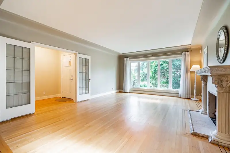 2341 JEFFERSON AVENUE - photo 2 of 40