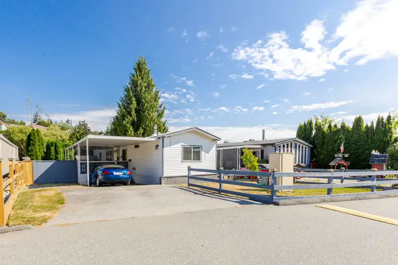 79 3300 HORN STREET - photo 1 of 33