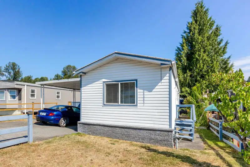 79 3300 HORN STREET - photo 3 of 33