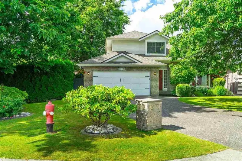 20481 97A AVENUE - photo 1 of 33