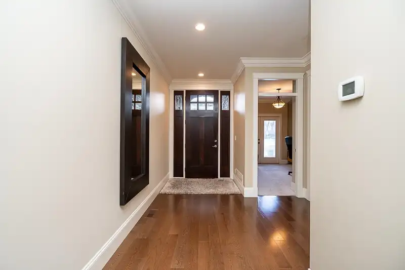 2513 164 STREET - photo 4 of 40