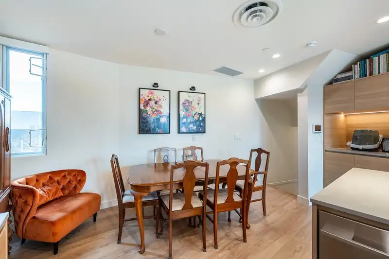 12 6340 MARKET AVENUE - photo 3 of 37
