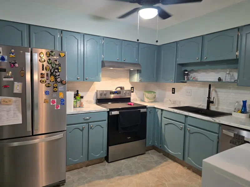 234 2279 MCCALLUM ROAD - photo 4 of 9