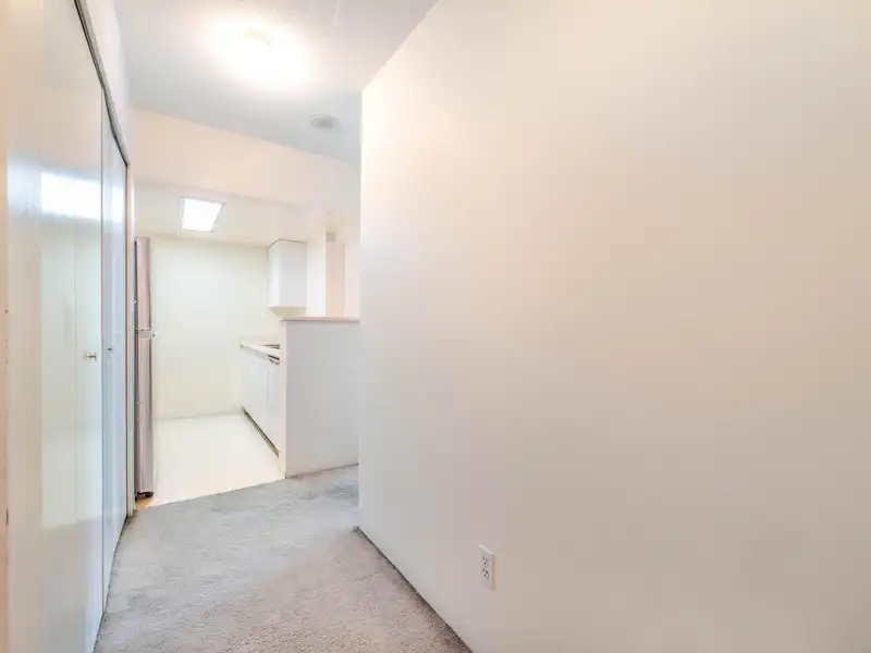 408 55 TENTH STREET - photo 2 of 21