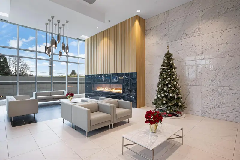 507 2085 SKYLINE COURT - photo 3 of 25