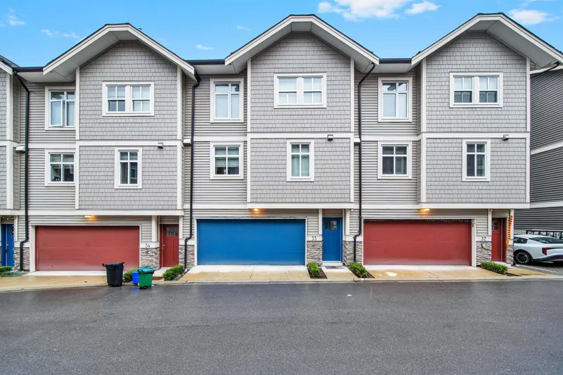 33 10488 124 STREET - photo 1 of 25