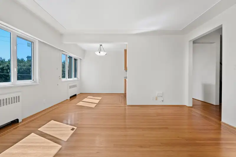 8 2296 W 39TH AVENUE - photo 3 of 39