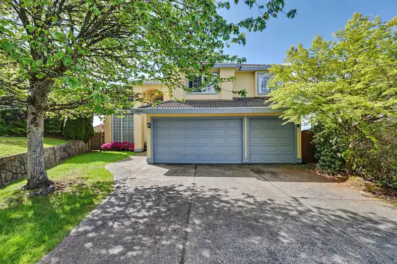 2586 JADE PLACE - photo 2 of 35