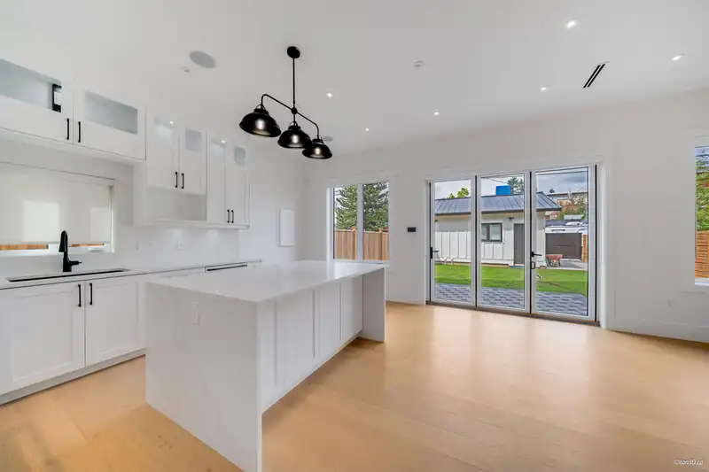 2 4463 WALDEN STREET - photo 3 of 34