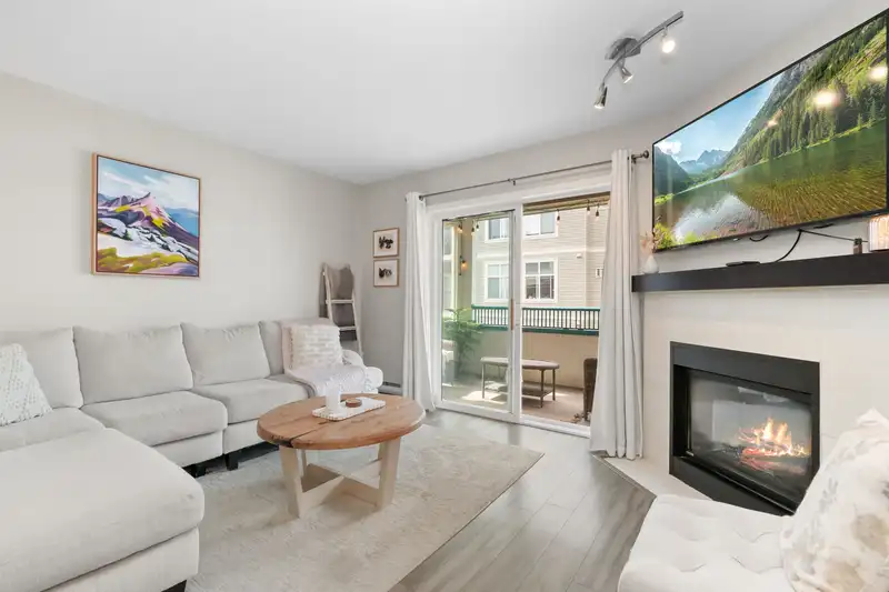 205 9143 EDWARD STREET - photo 2 of 38