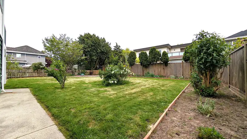 3500 WILLIAMS ROAD - photo 2 of 36