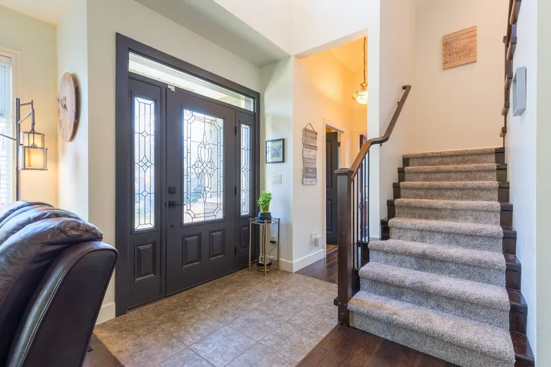 19667 72A AVENUE - photo 4 of 25