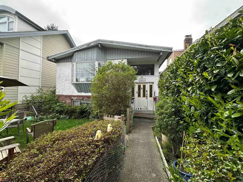 7865 FRENCH STREET - photo 2 of 6