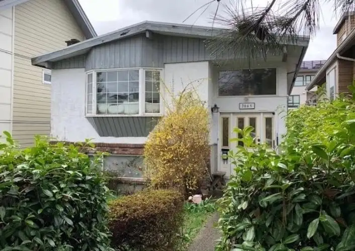 7865 FRENCH STREET - photo 3 of 6