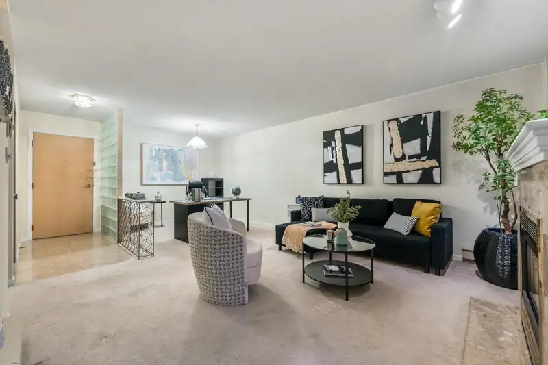 840 4825 HAZEL STREET - photo 3 of 30