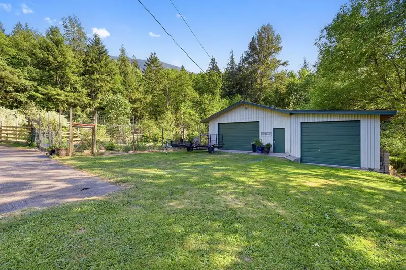 42299 HIGHLAND DRIVE - photo 3 of 39