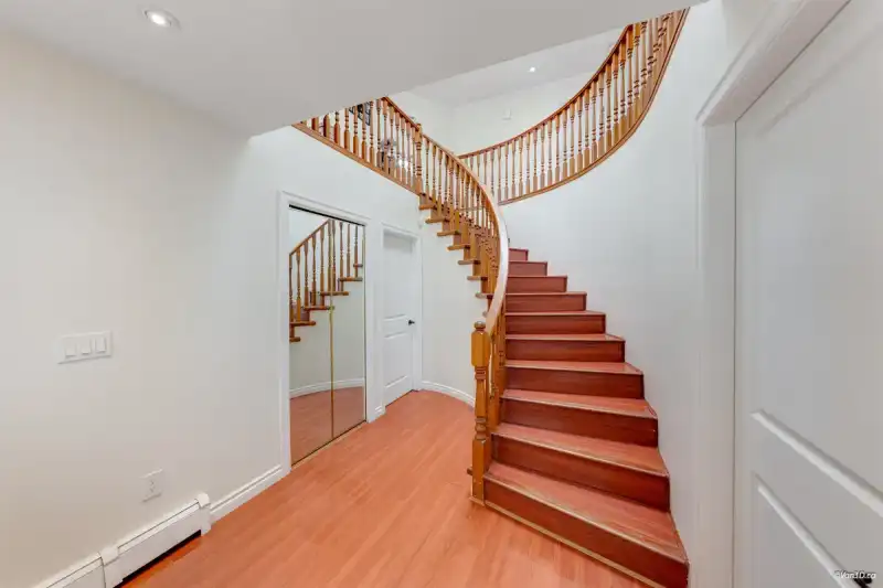 7069 144 STREET - photo 1 of 39