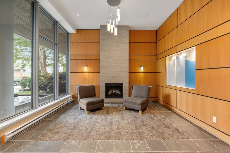 707 2289 YUKON CRESCENT - photo 4 of 25