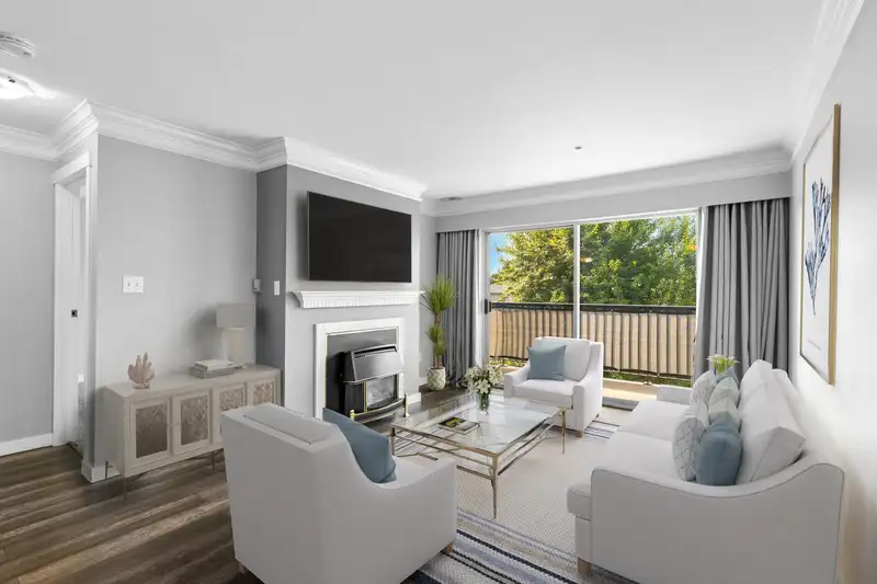 302 20881 56 AVENUE - photo 2 of 34