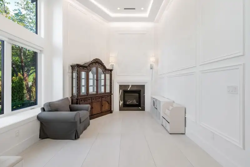 6591 GOLDSMITH DRIVE - photo 2 of 40
