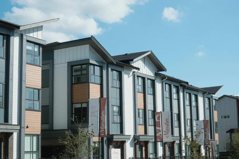 26 5378 198 STREET - photo 1 of 17