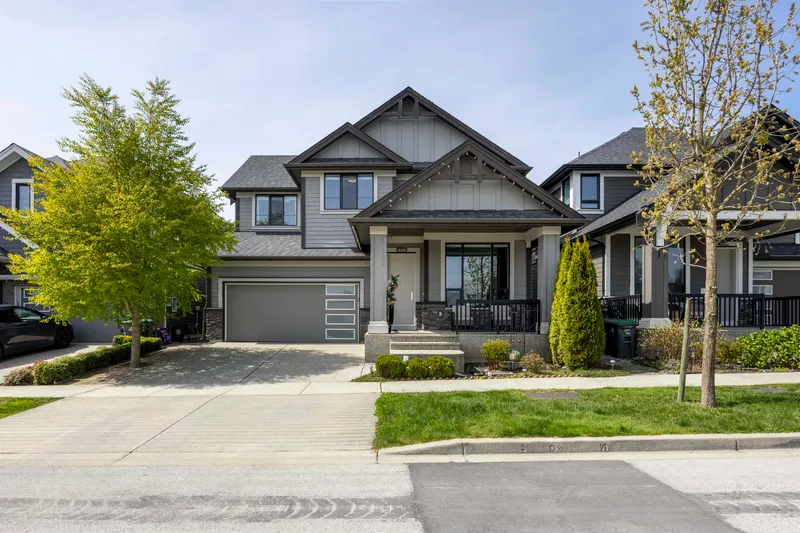 16788 EDGEWOOD DRIVE - photo 1 of 25