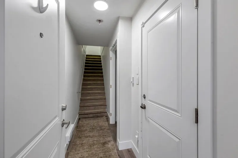 13 3323 ROCKHILL PLACE - photo 4 of 25