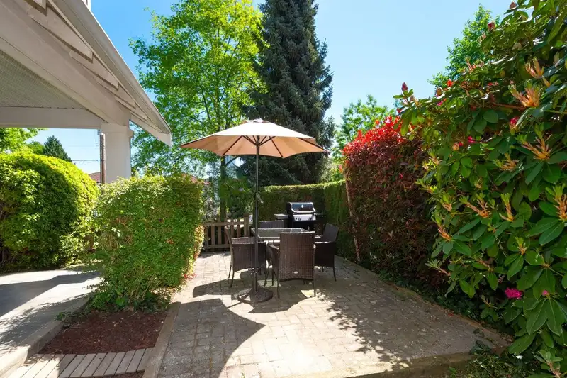 1 7179 18TH AVENUE - photo 3 of 38