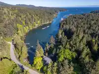 2333 STURDIES BAY ROAD - thumbnail 39