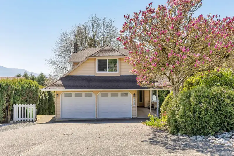 35220 MCCORKELL DRIVE - photo 1 of 40